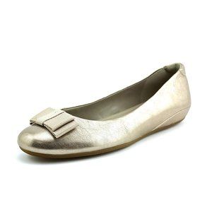 ECCO Women's Owando Bow Flat, Light Gold